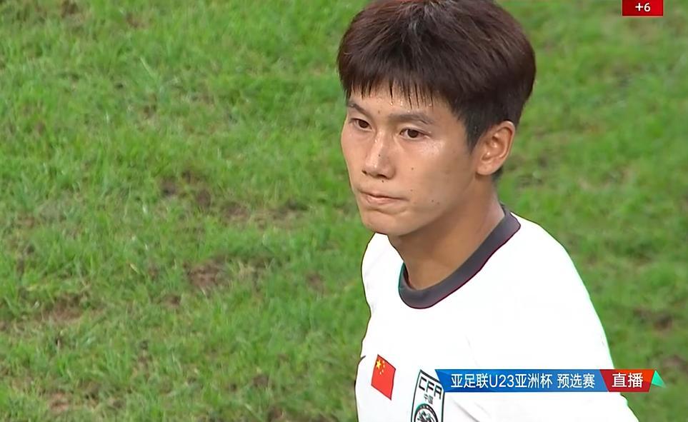 中国男足10-0大胜北马，基本出线！球员评价：2人获满分，1人高分