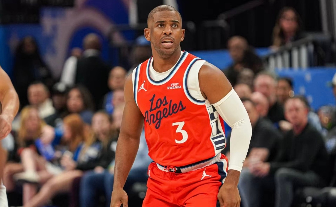 星空体育首页-NBA没有忠诚可言！看到保罗的下场，更懂詹姆斯有多厉害