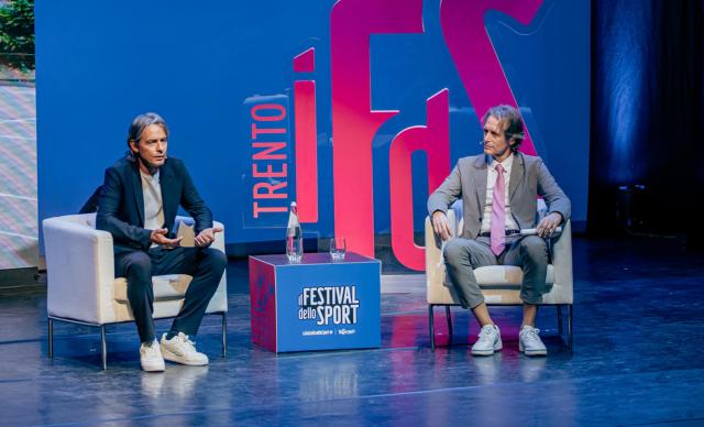 1697677206899069859.png 星空体育官方网站-【现场】“超级皮波”的童年、灵感与那些魔力之夜