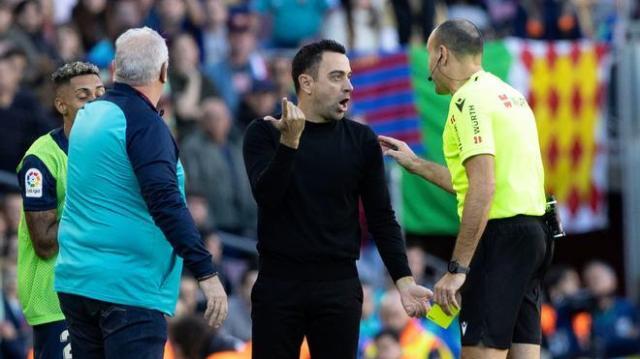 1672512333042083464.jpg 星空体育APP-梁宏业:巴萨没看世界杯吗?还踢着自以为是的足球