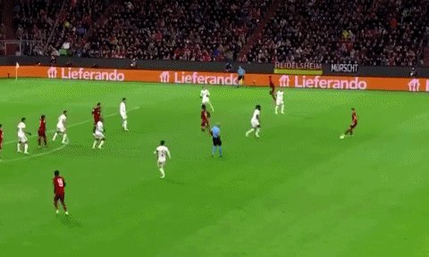 1635886588466042717.gif 星空体育平台-【欧冠】莱万3球1助攻 拜仁5比2本菲卡提前两轮出线