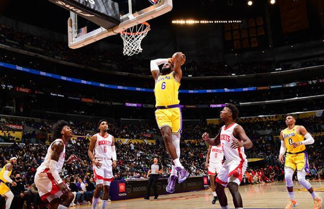 星空体育首页-【人物】37岁转型成功 詹姆斯主动牺牲只求争冠